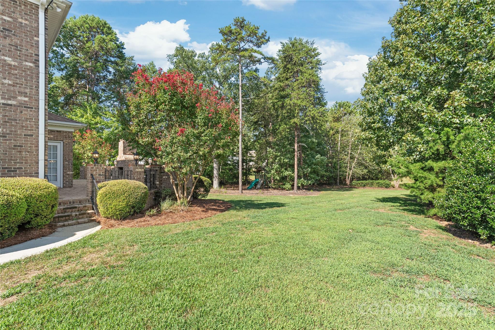 Locust Valley - Residential