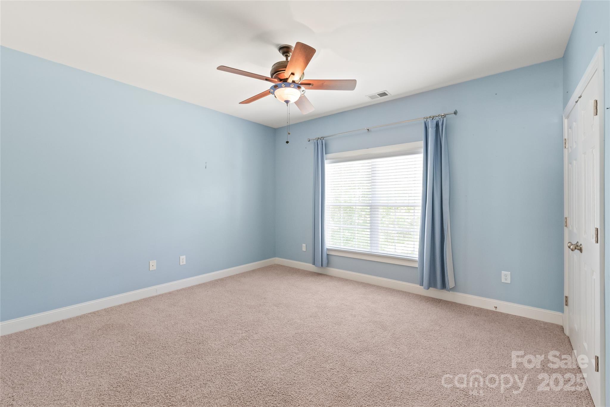 Locust Valley - Residential