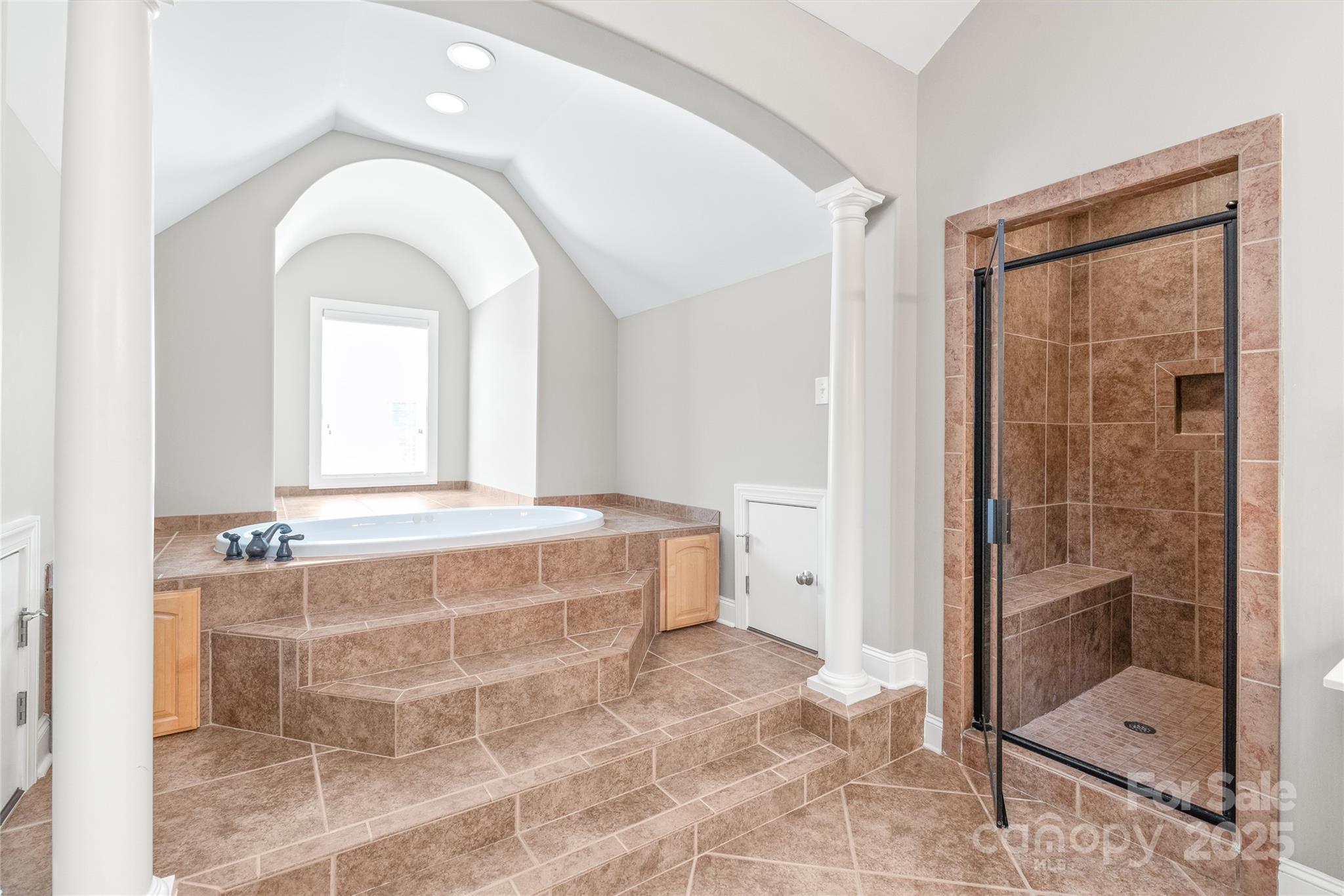 Locust Valley - Residential