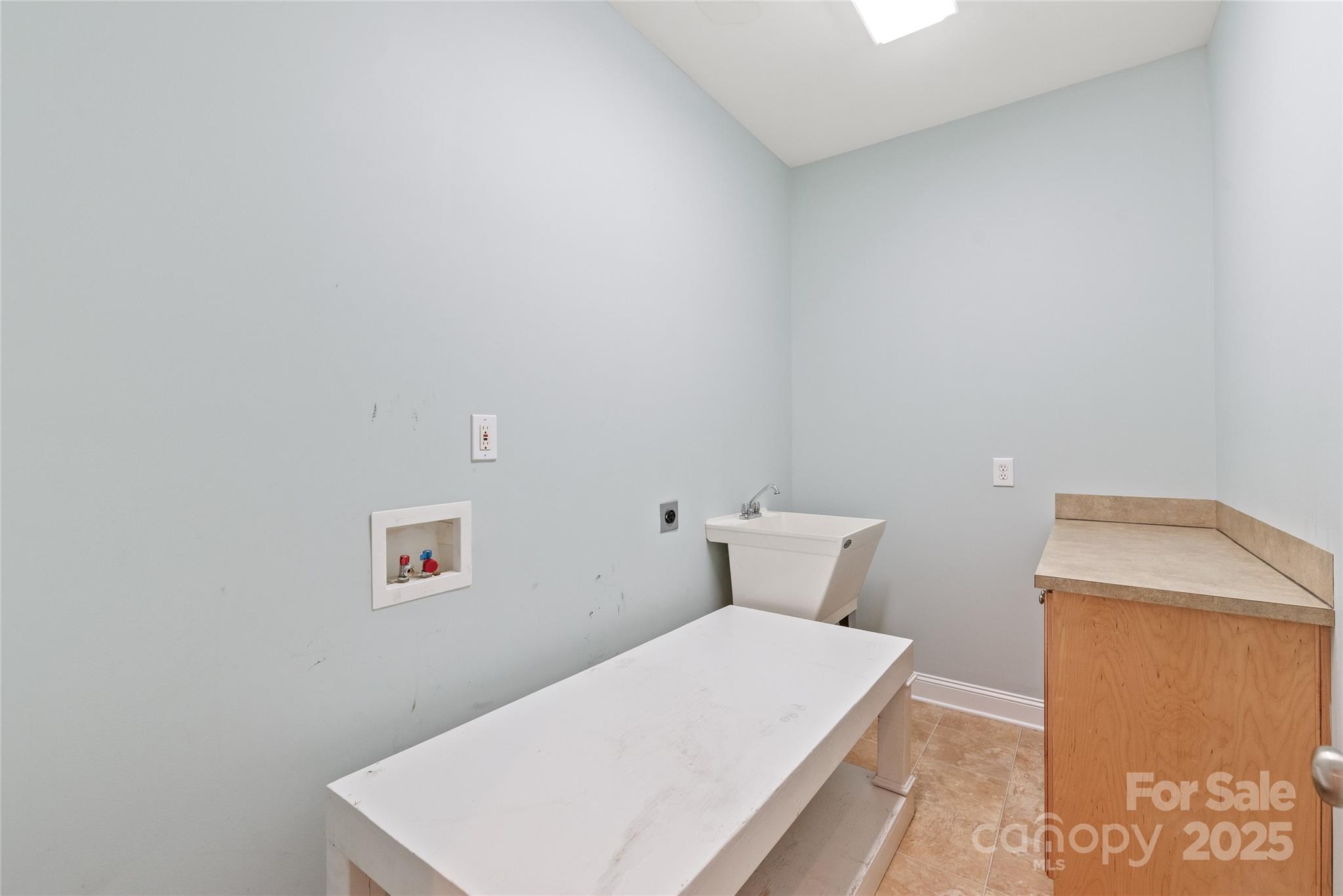 Locust Valley - Residential