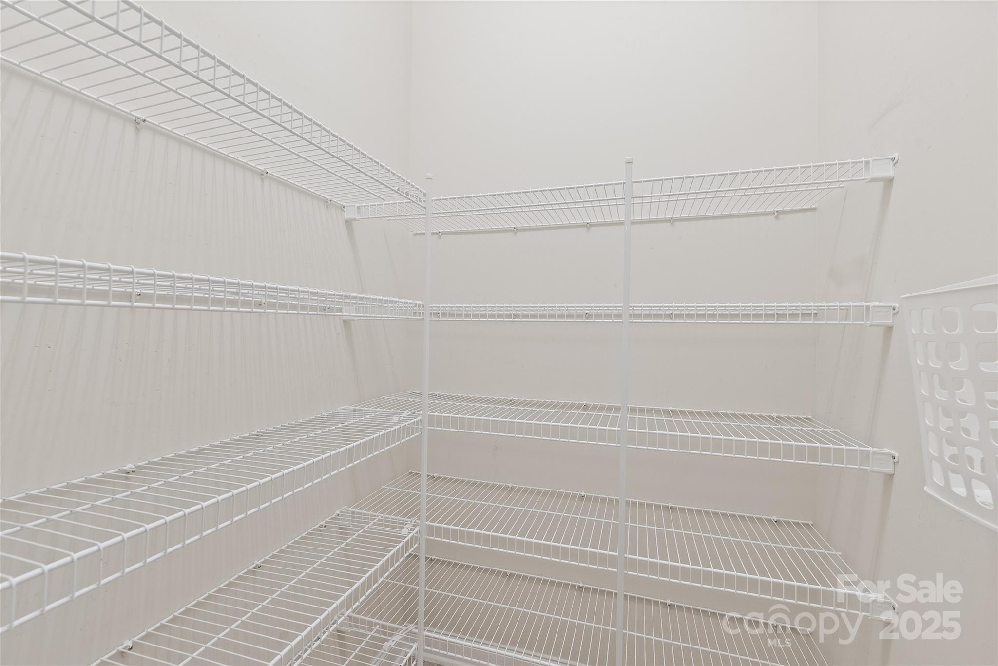 Locust Valley - Residential