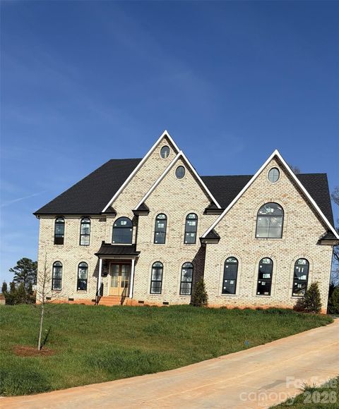 8110 Rolling Fields Road 48 Charlotte NC 28227