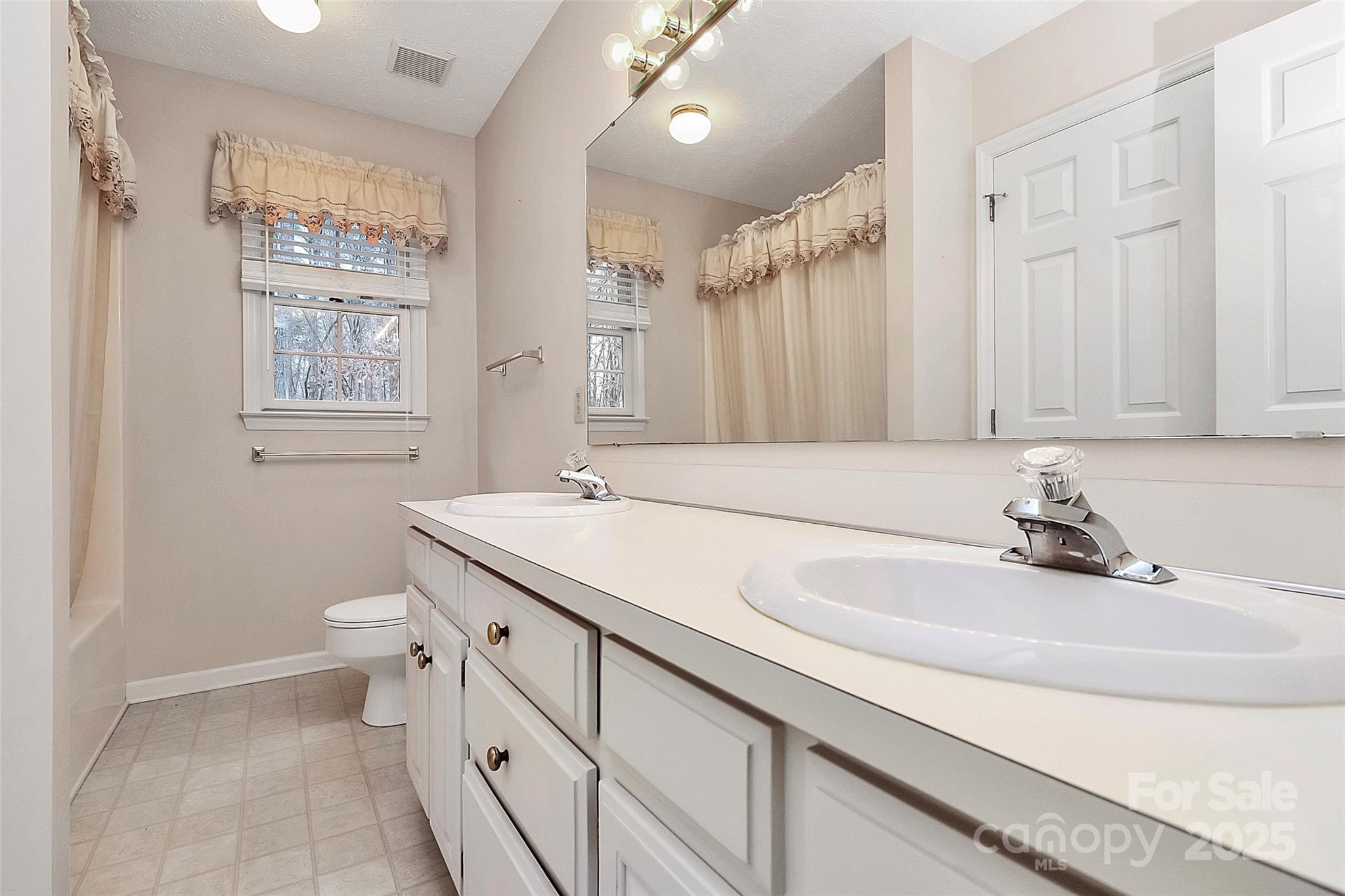 Oakhurst - Residential