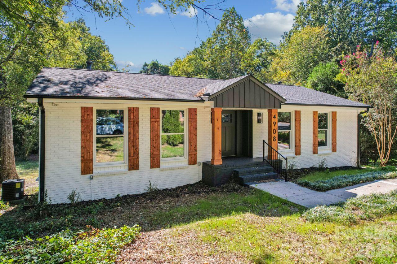 4908 Zephyr Lane