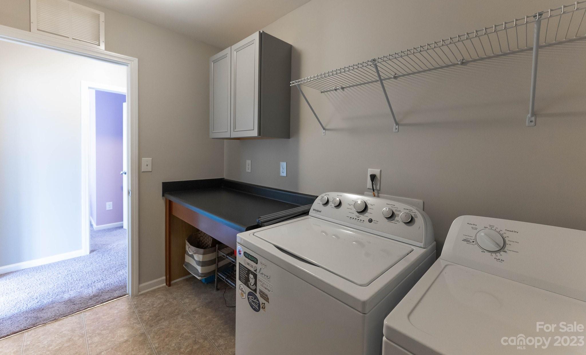 Newport Lakes - Residential