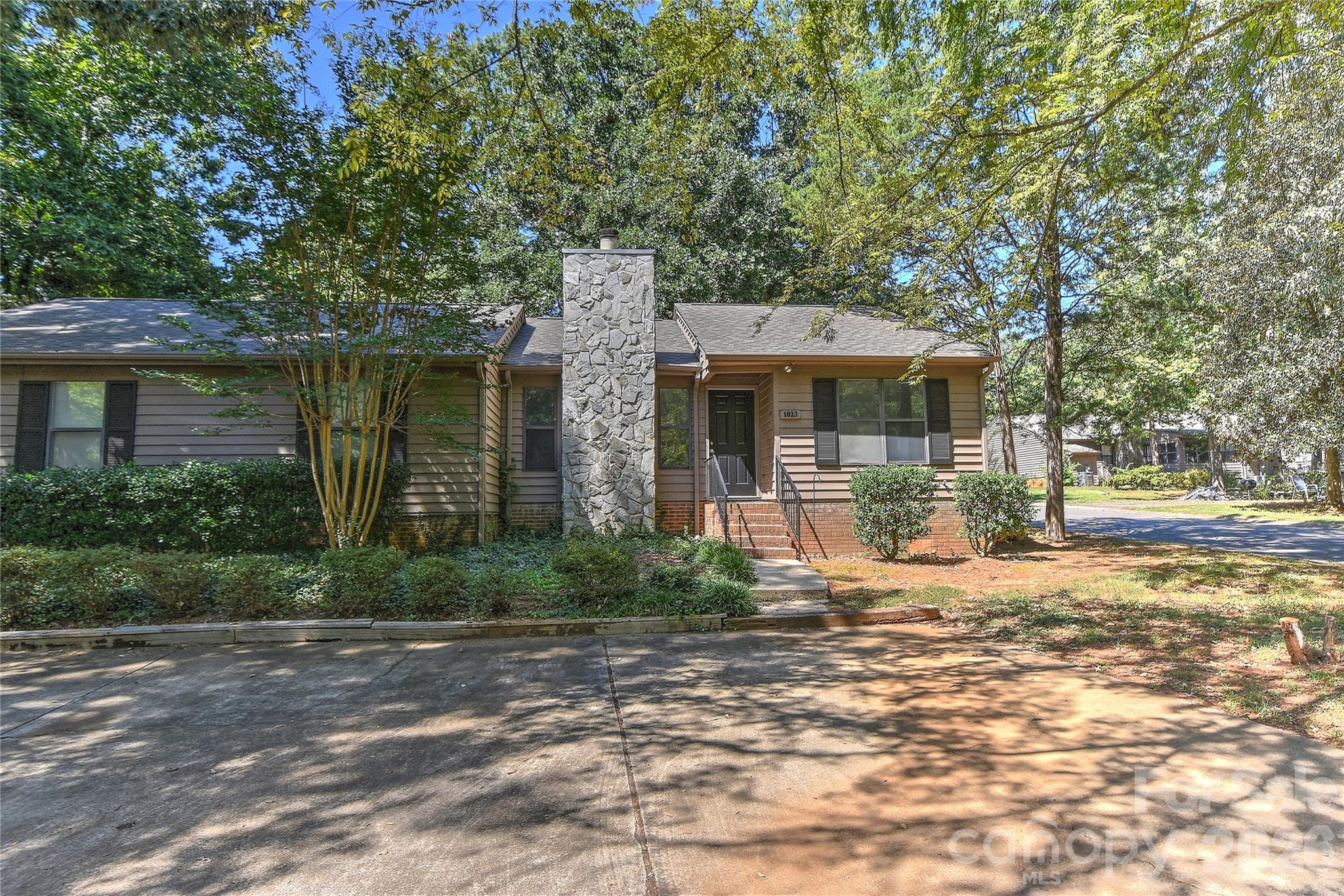 1023 Cranberry Circle