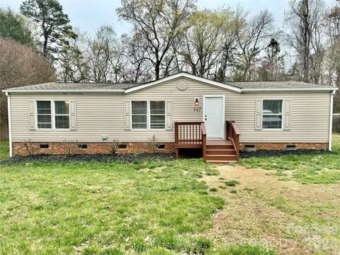 942 Stones Throw Drive Concord NC 28025