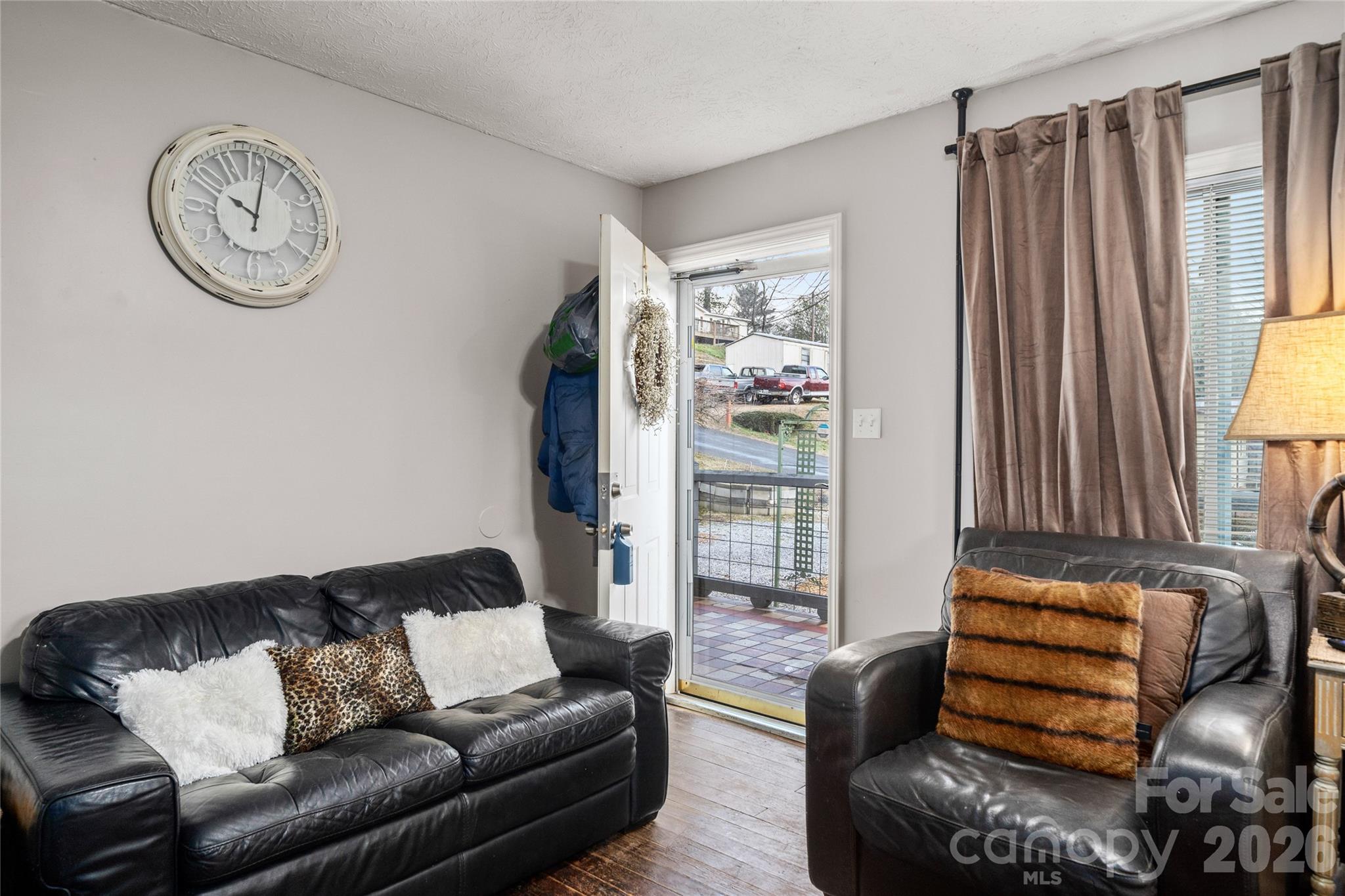 Linda Vista - Residential Income