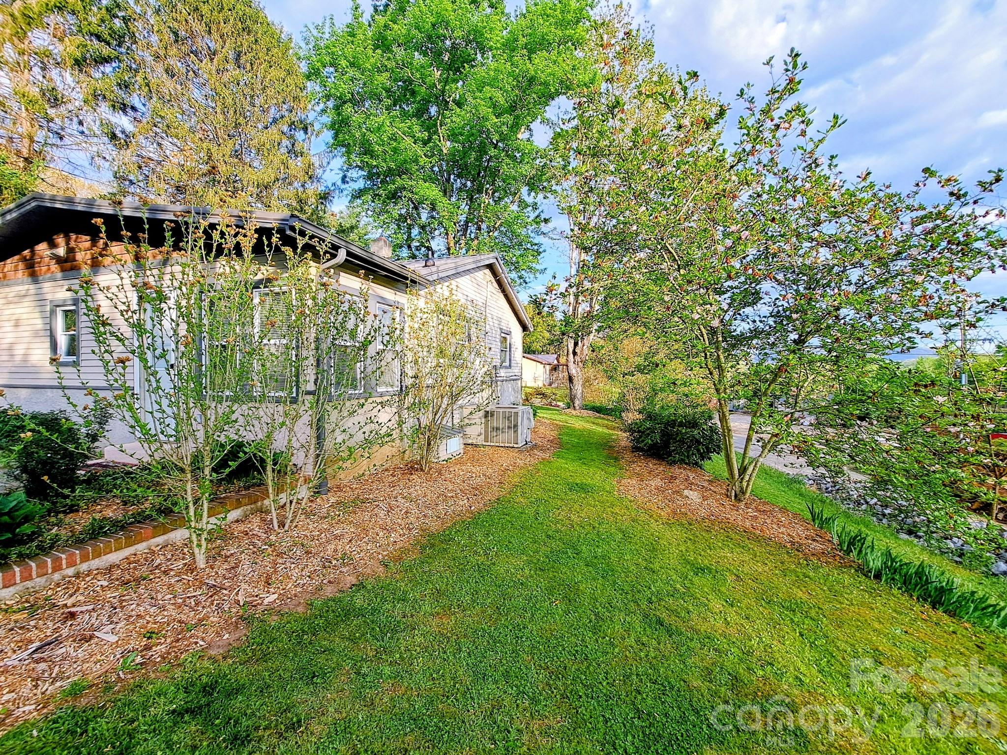 Linda Vista - Residential Income