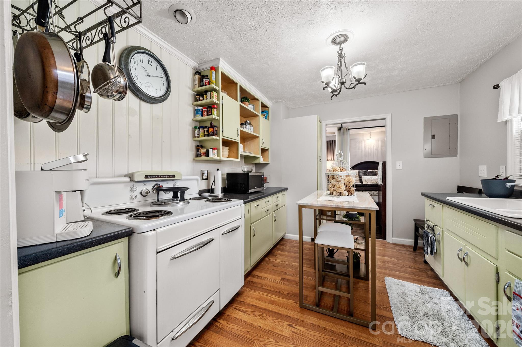 Linda Vista - Residential Income