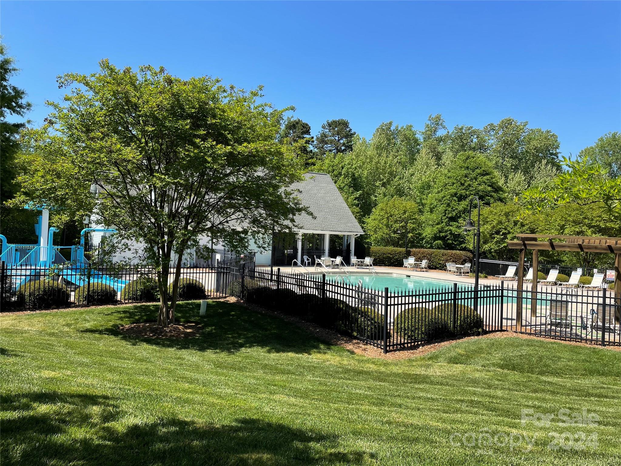 Water Oak - Residential