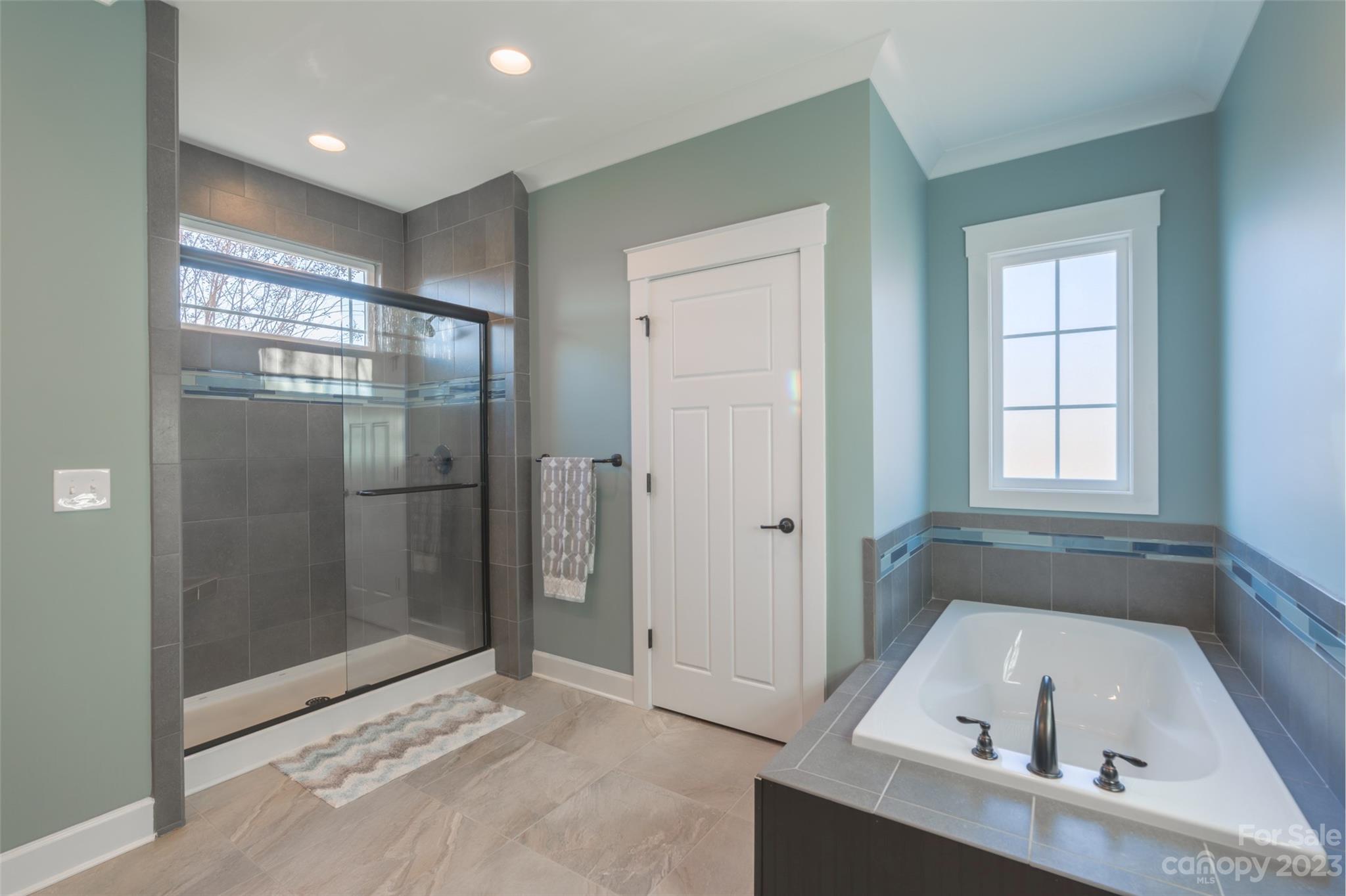 Horseshoe Bend - Residential