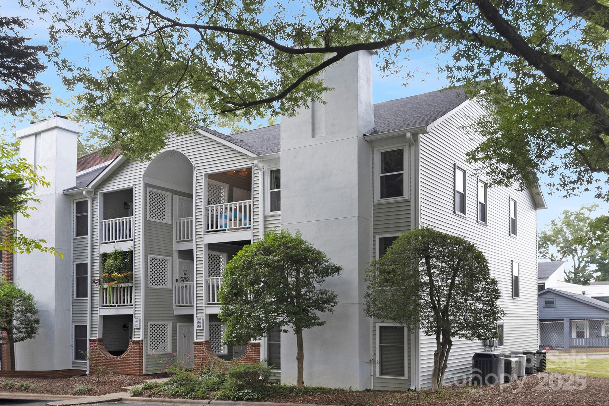 430 Queens Road 712