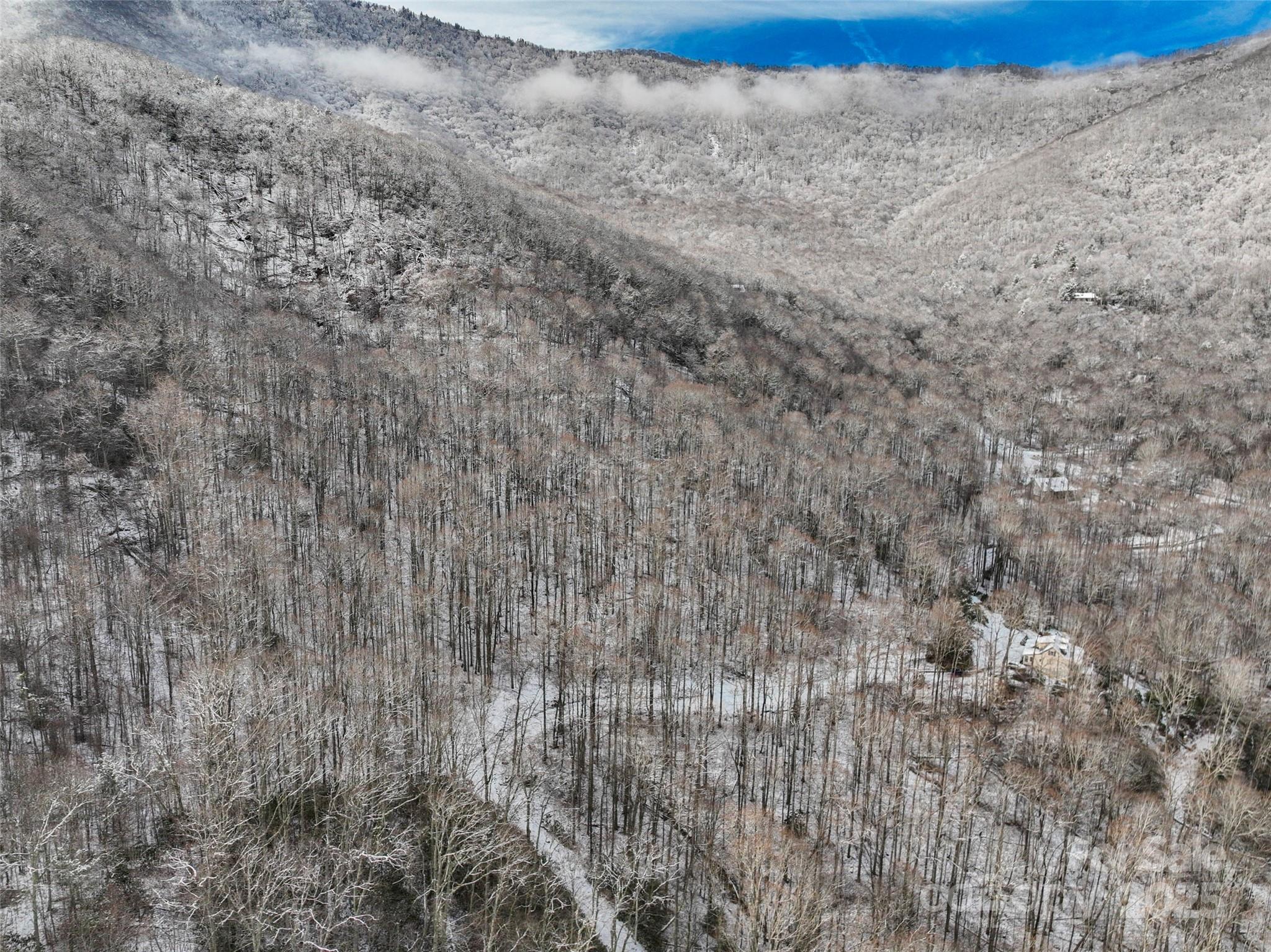 Celo Mountain Lands - Land