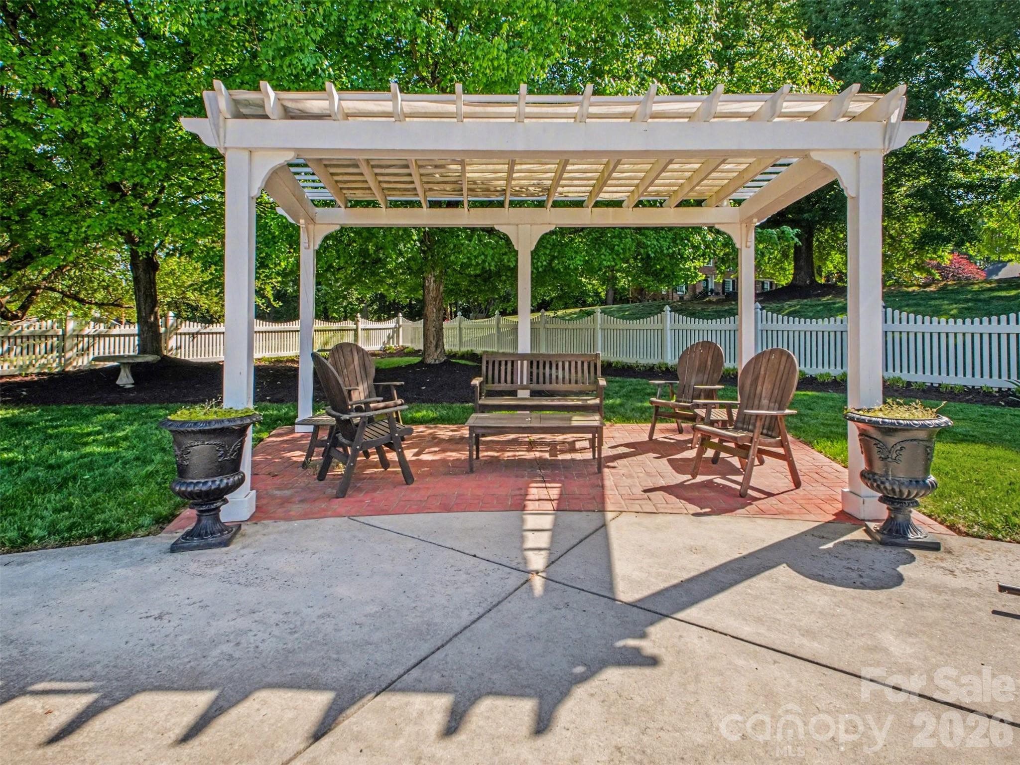 Carriage Downs - Residential