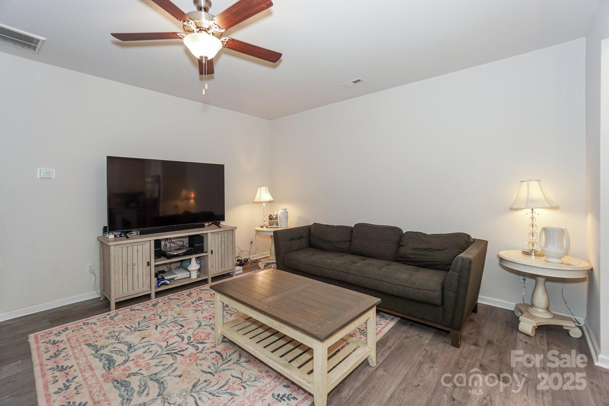 3800 Yorkshire Place