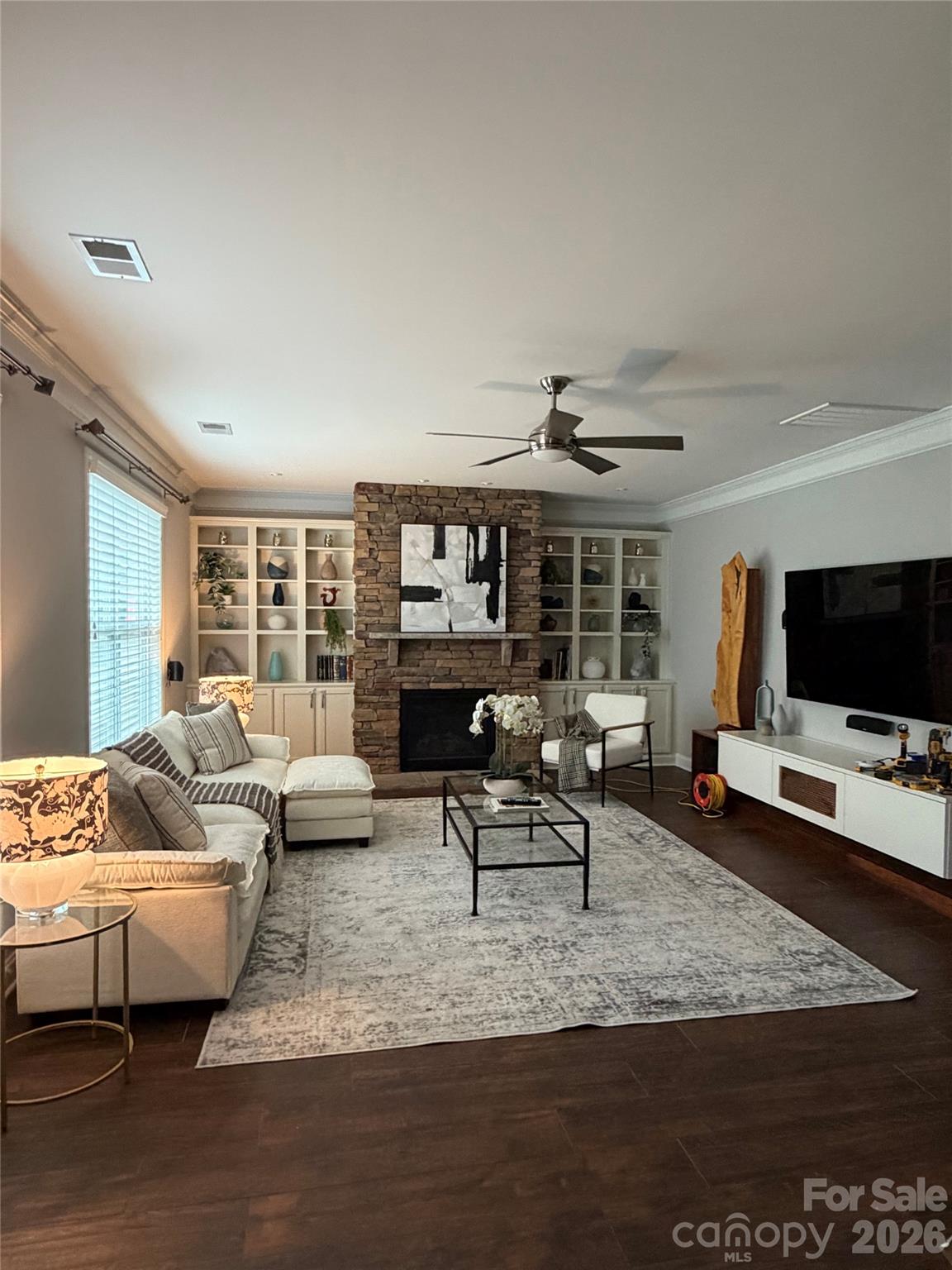 5401 Casper Drive