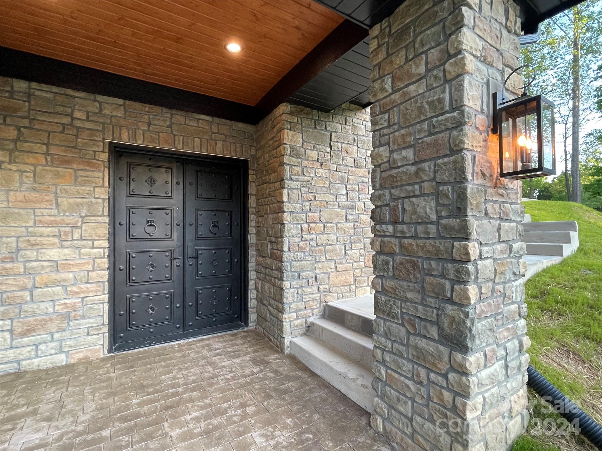 The Enclave - Residential