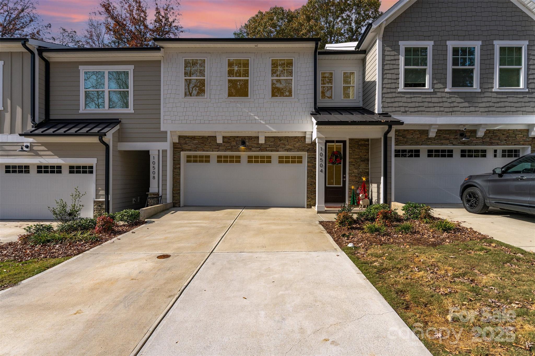 Washam Potts Townhomes - Residential