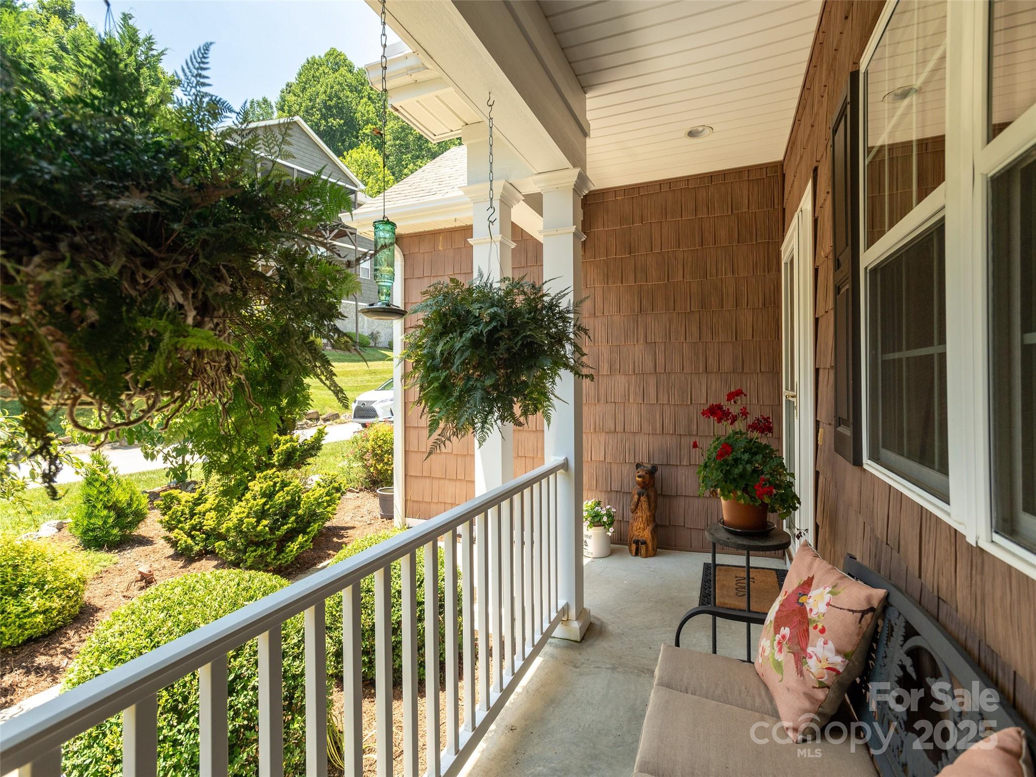 31 Headwater Drive