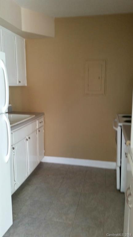 400 Queens - Residential