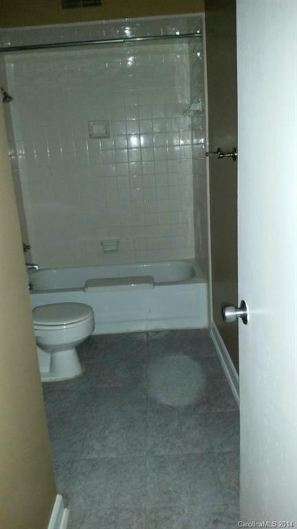 400 Queens - Residential