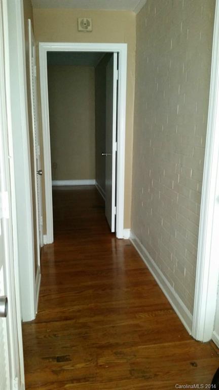 400 Queens - Residential