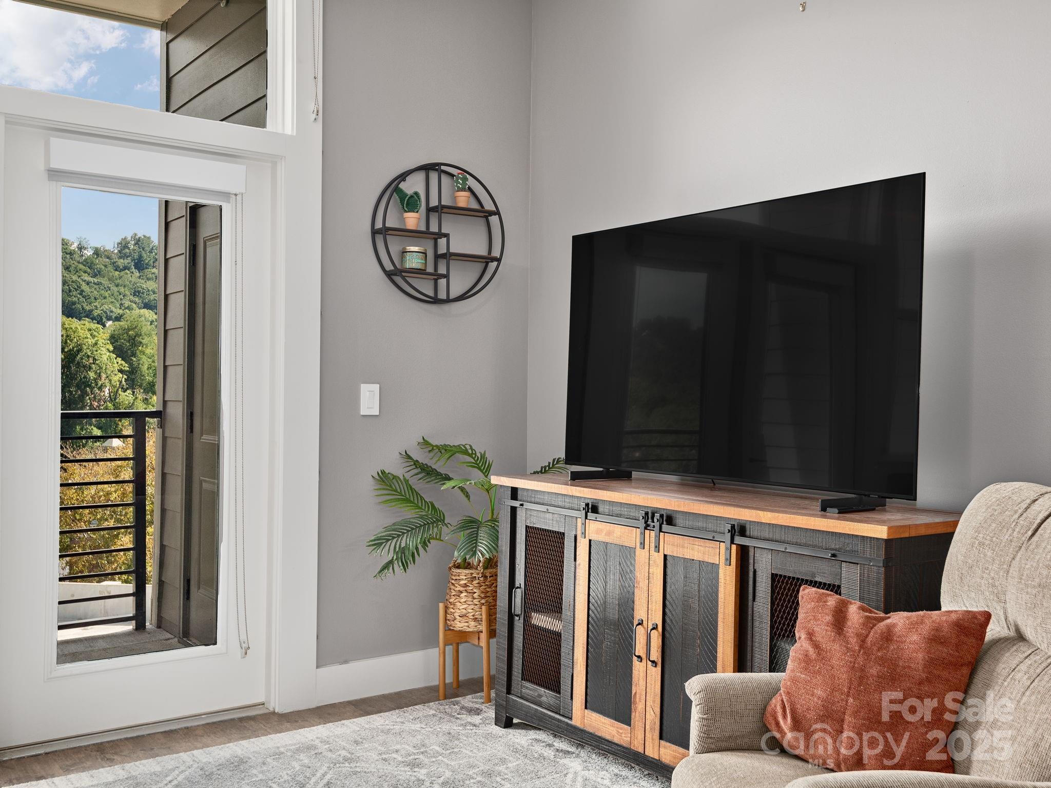 55 S Market Street 413