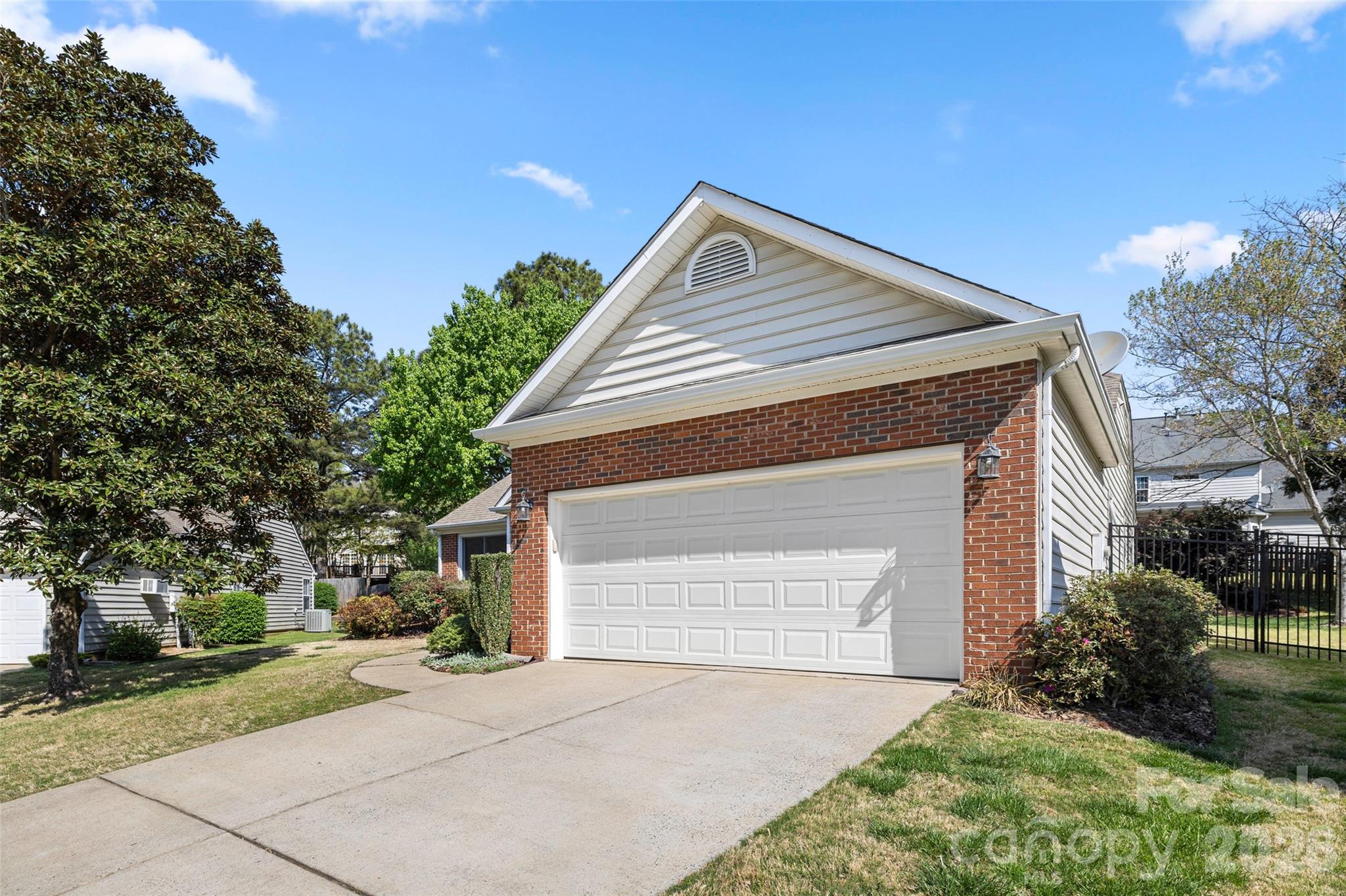 209 Strawberry Knoll Drive