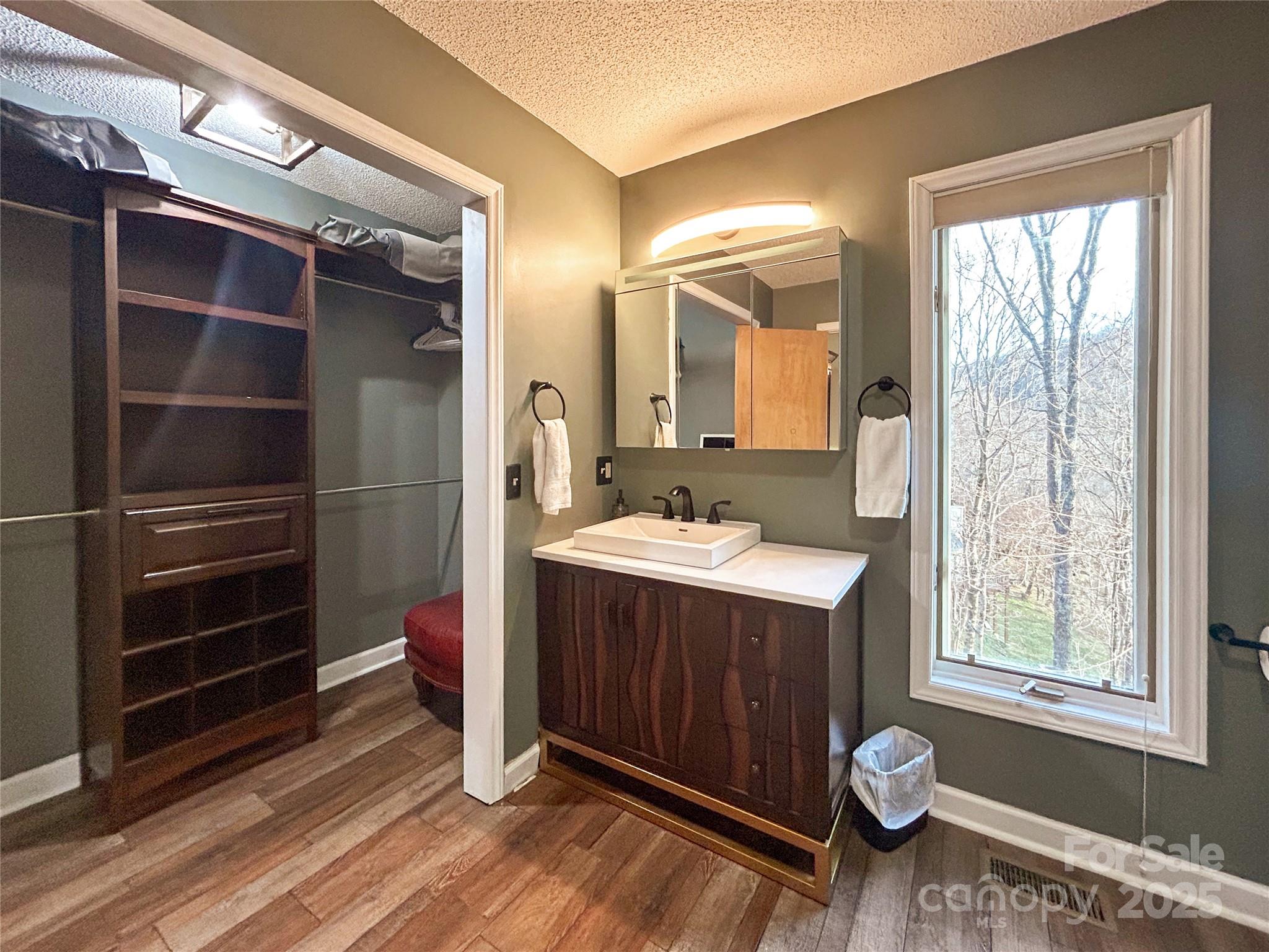 The Cliffs - Residential