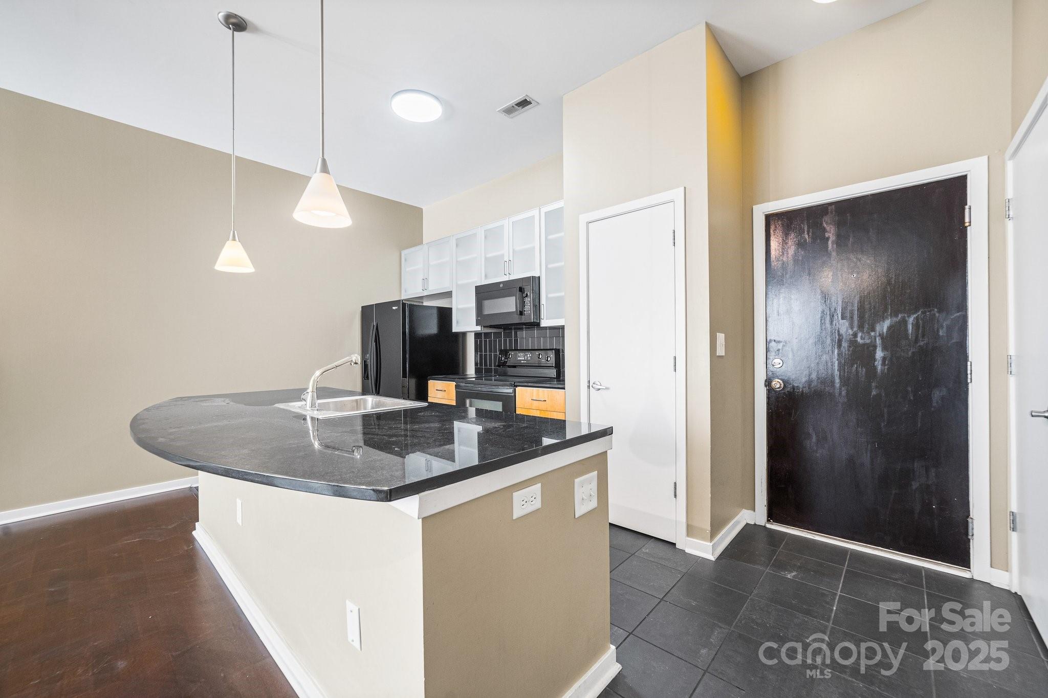 2125 Southend Drive 349