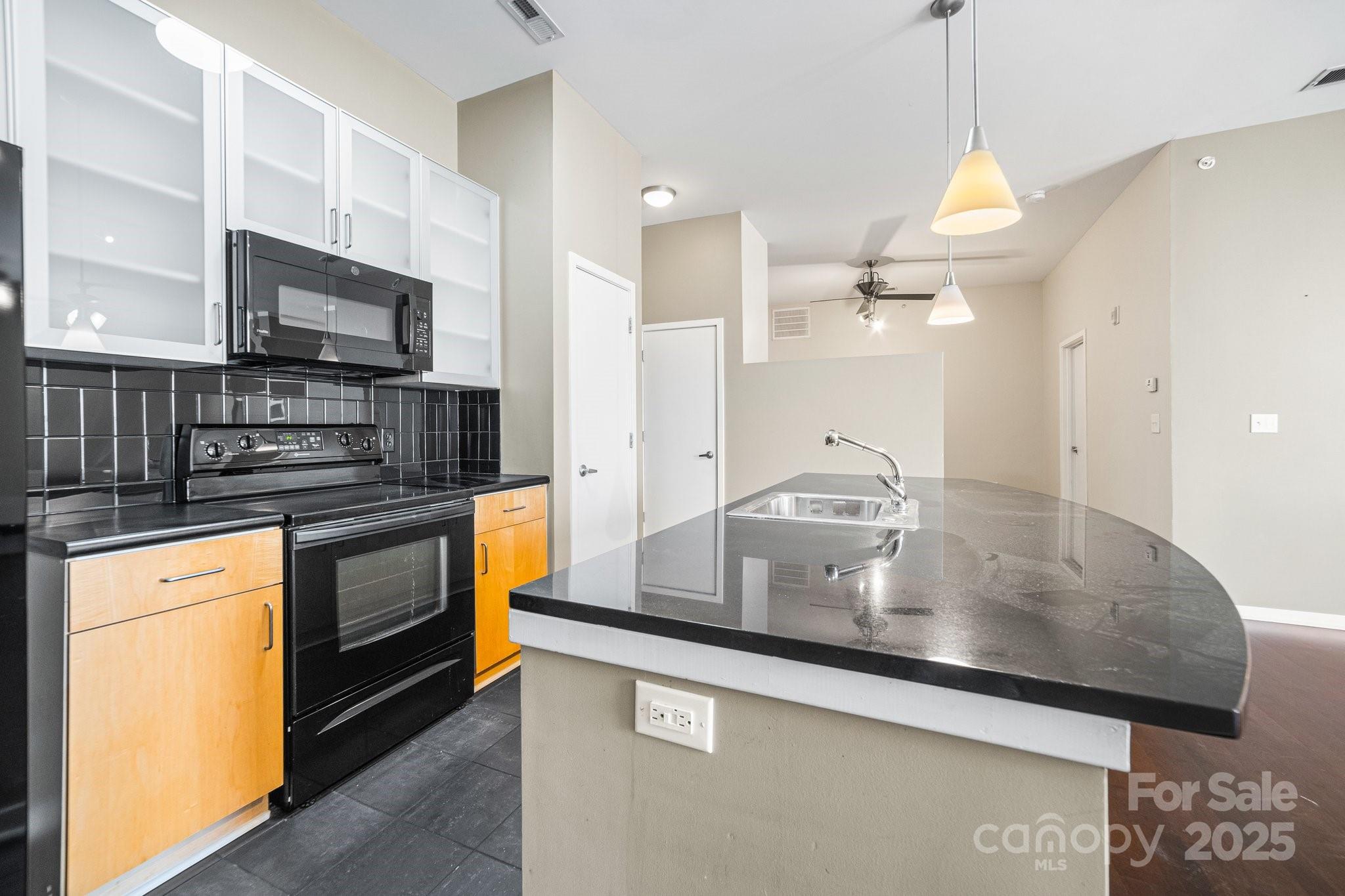 2125 Southend Drive 349