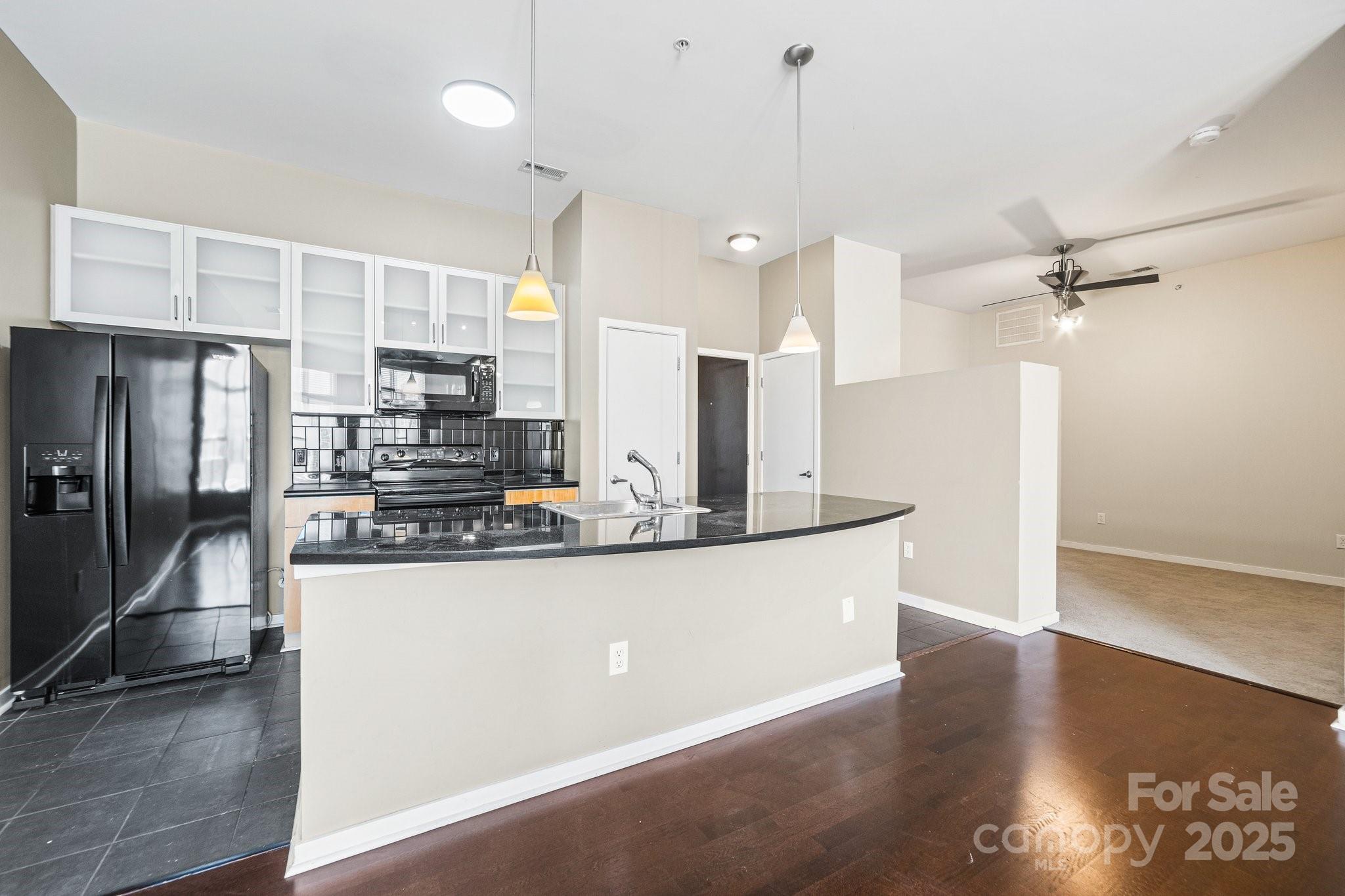 2125 Southend Drive 349