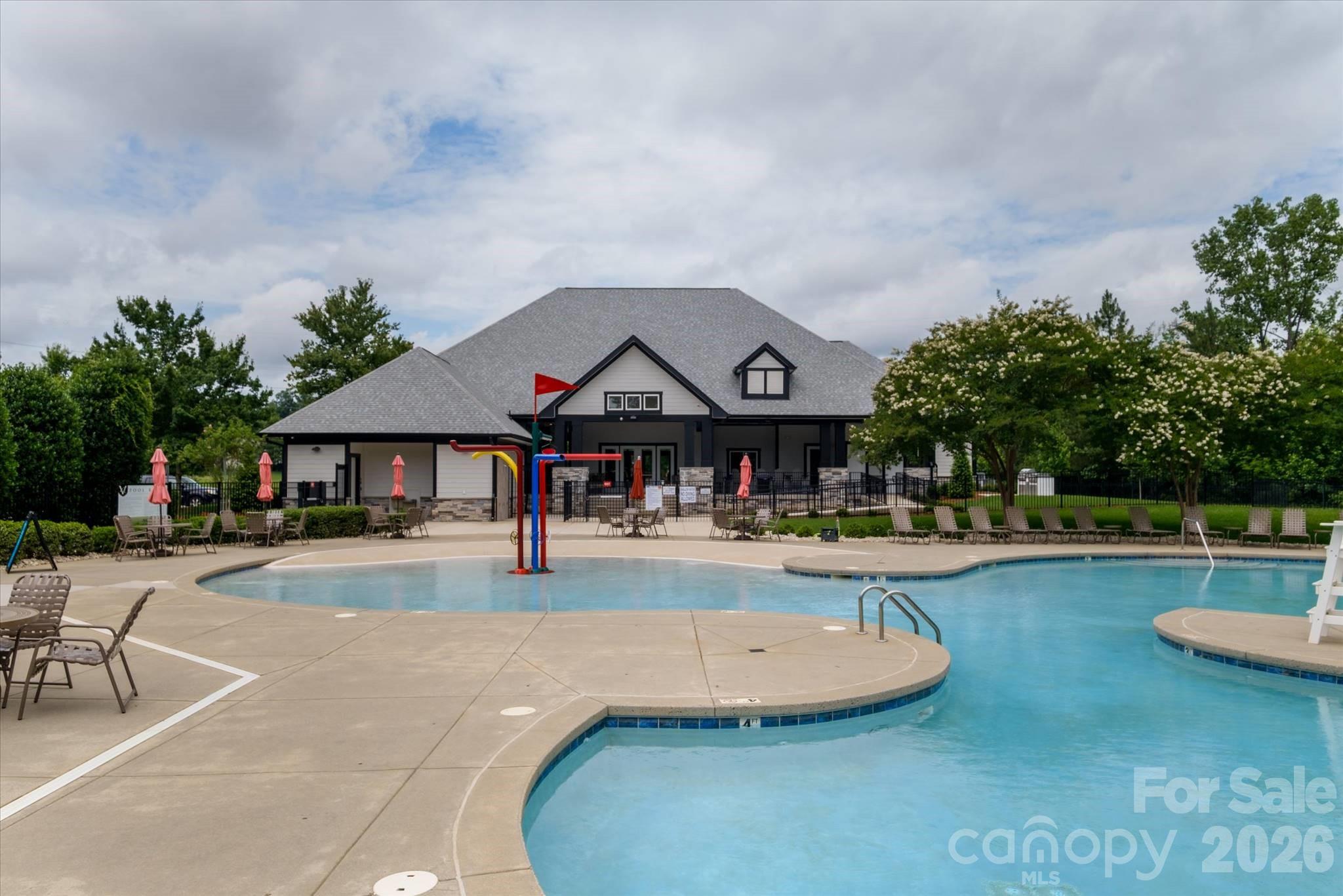 The Vineyards on Lake Wylie - Residential