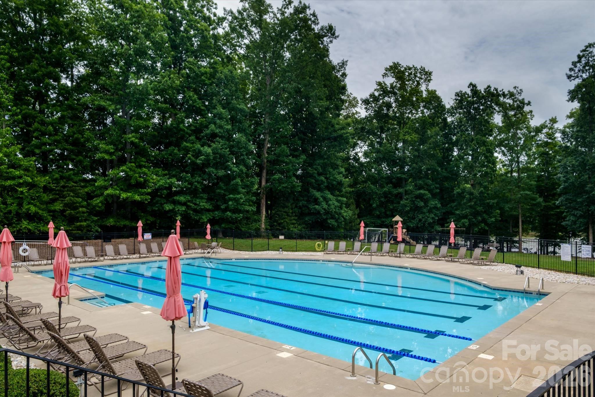 The Vineyards on Lake Wylie - Residential
