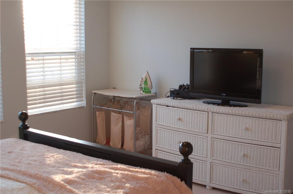 Cedar Walk - Residential Lease