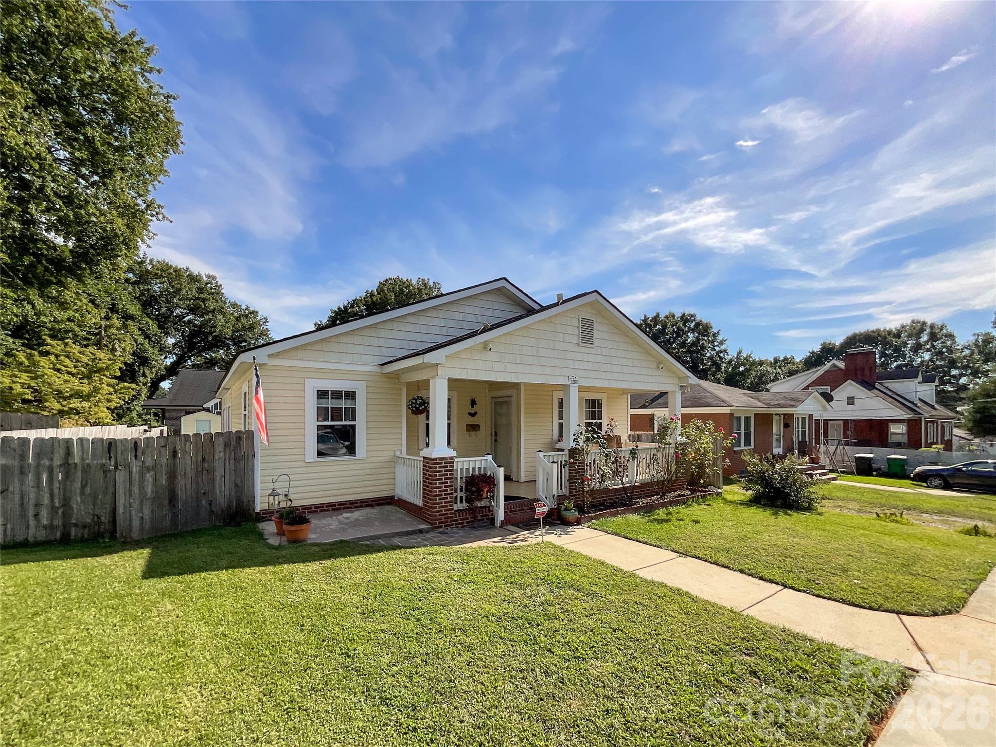 1501 Effingham Road