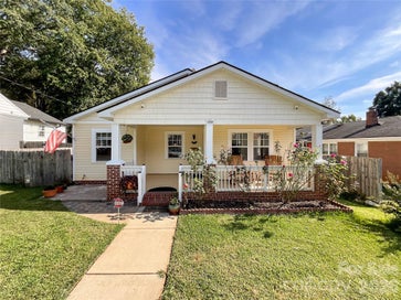 1501 Effingham Road Charlotte NC 28208