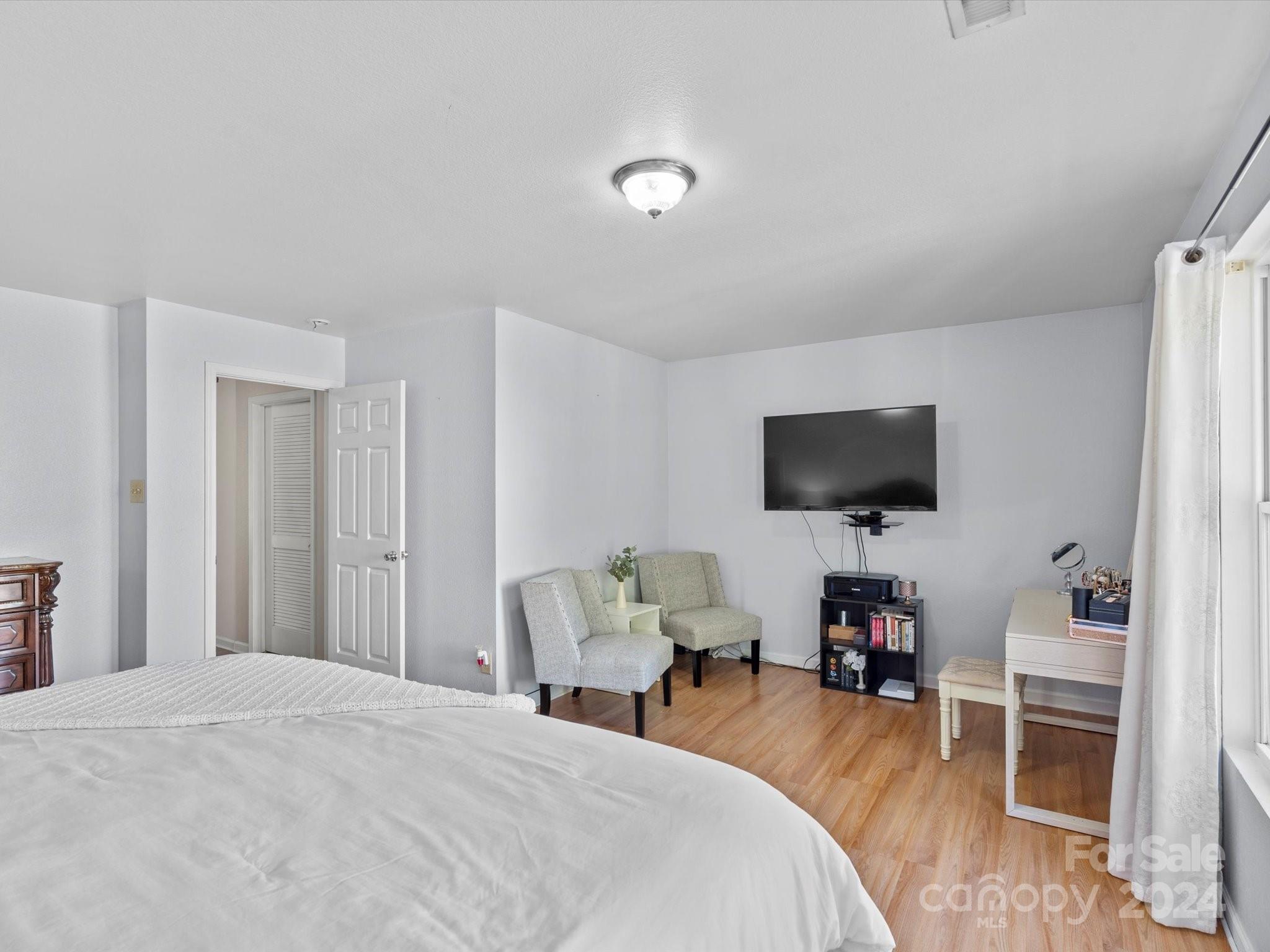 Oakbrooke - Residential