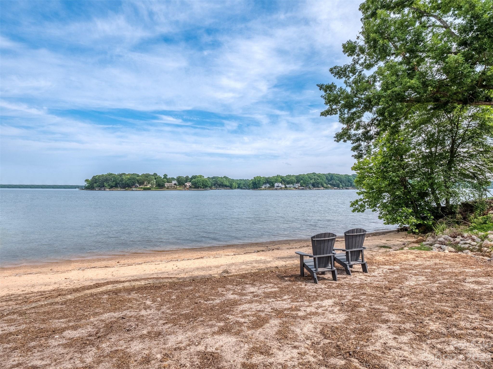 Joslin Pointe - Residential