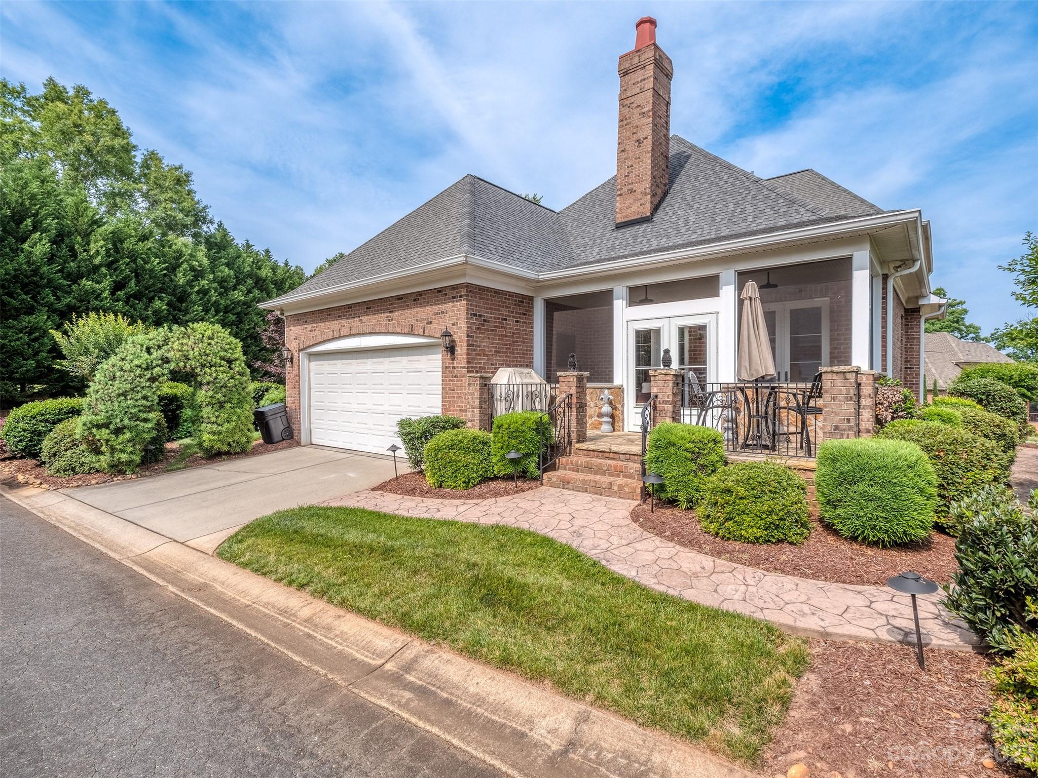 Joslin Pointe - Residential