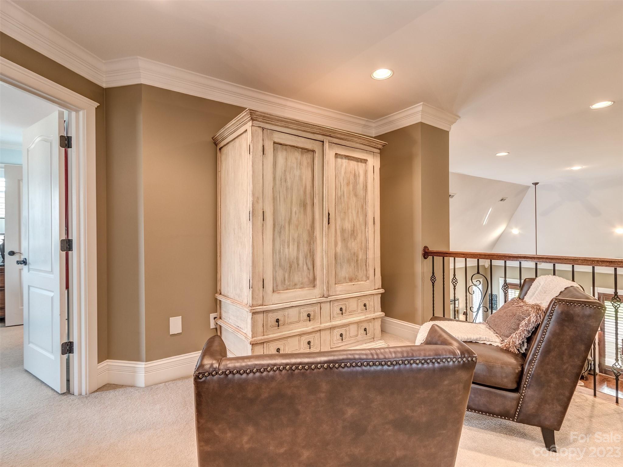 Joslin Pointe - Residential