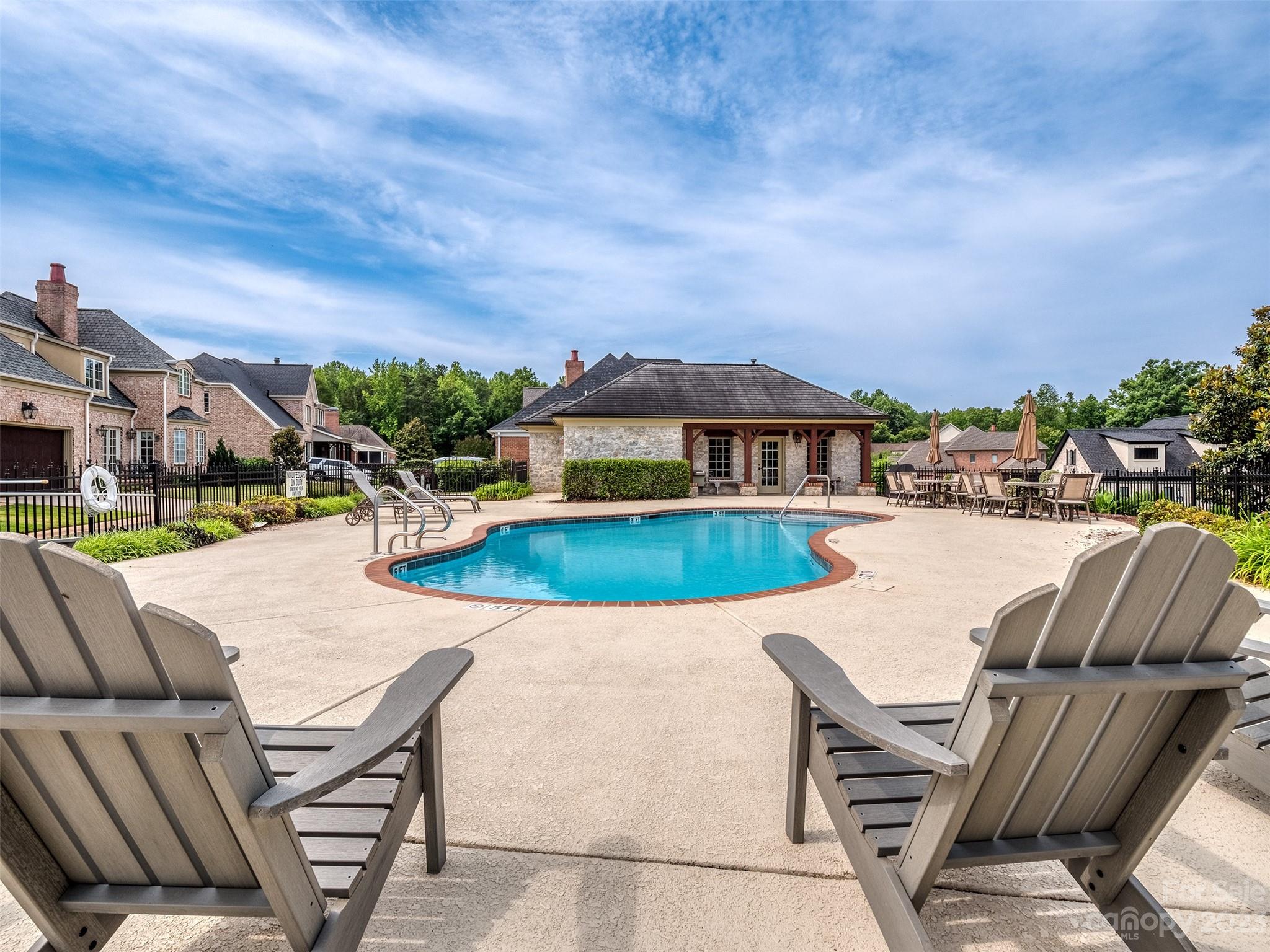 Joslin Pointe - Residential