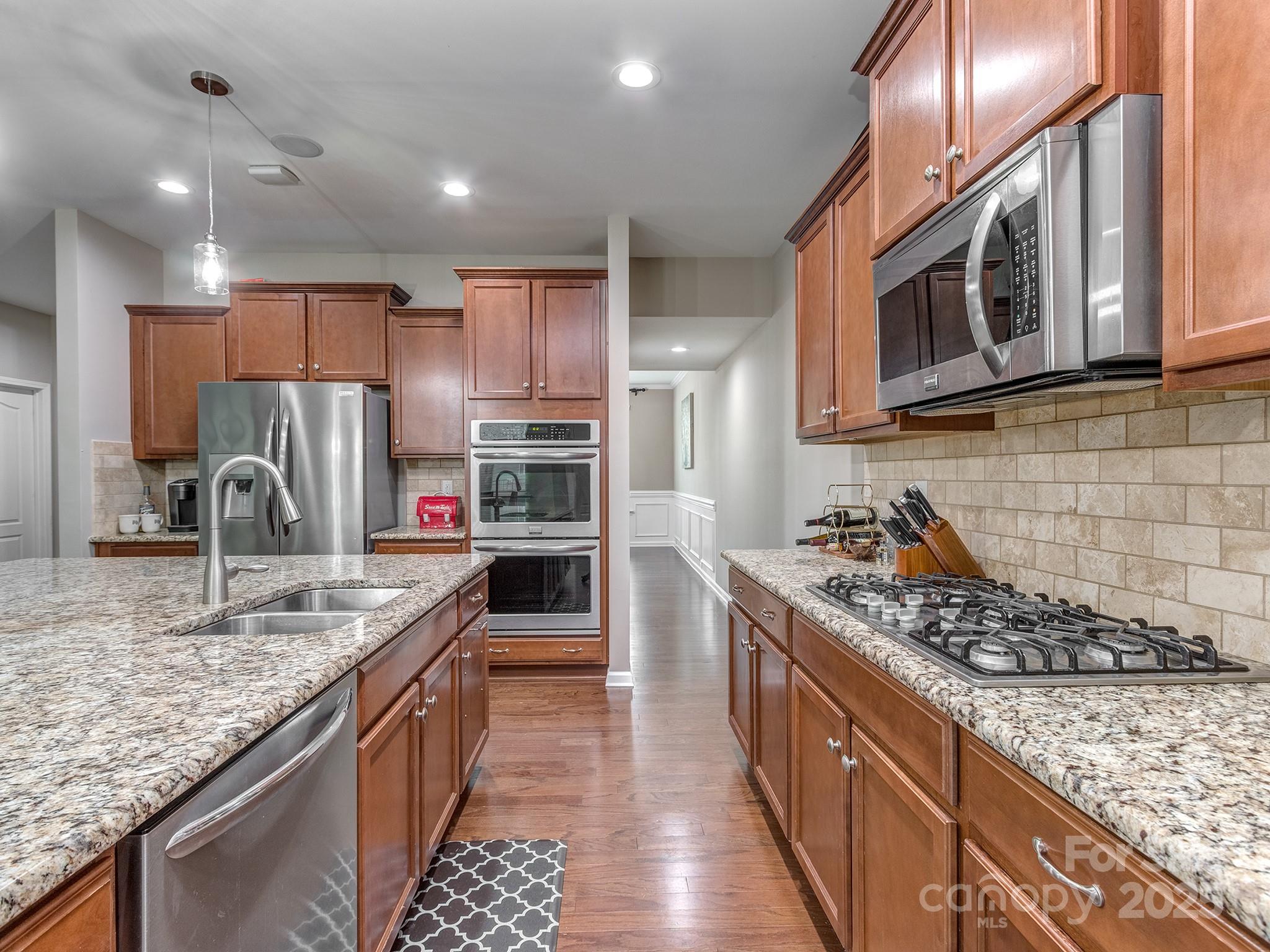 The Retreat at Rayfield - Residential