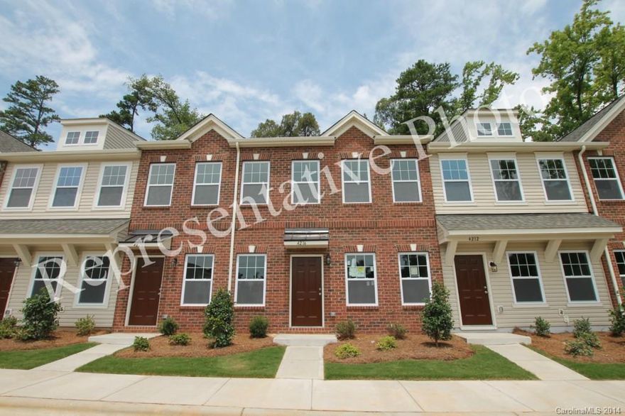 NEW low maintenance living located just off I-485. The Brierfield II floor plan is functional providing usable
space while the finish/upgrades provide the style. Enjoy Granite in Kit & Baths, HW Flrs, 9ft Ceilings, SS
Appliances, Custom Paint & more. A MUST SEE! Builder offering closing cost contribution!