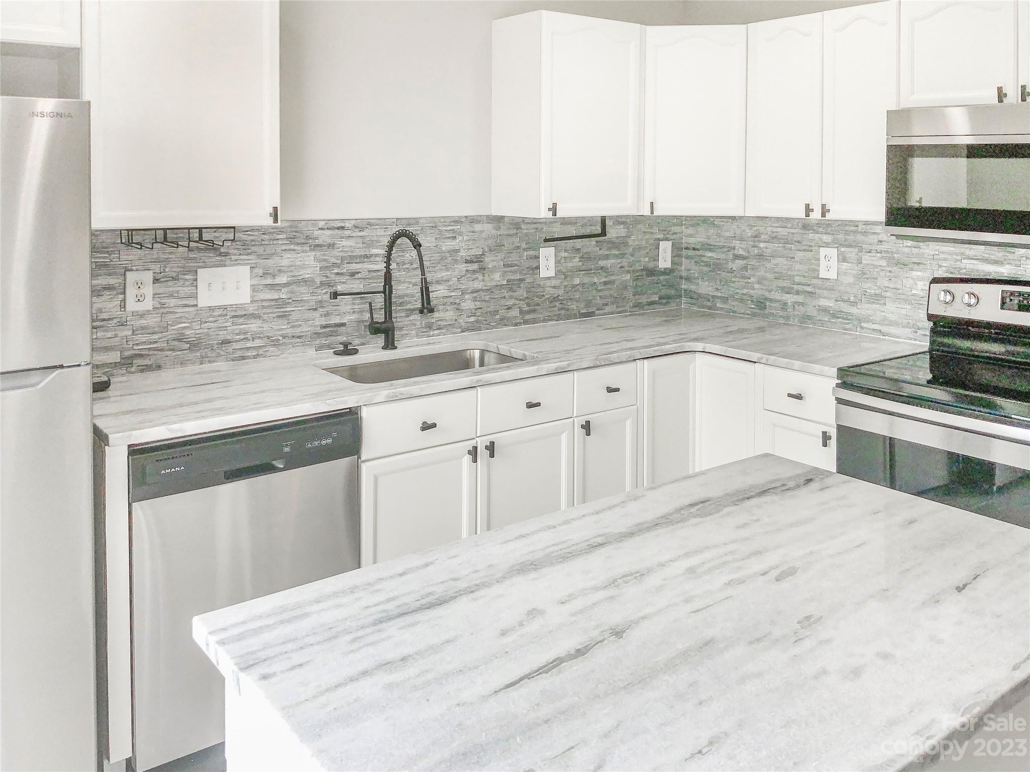 Huntington Ridge - Residential