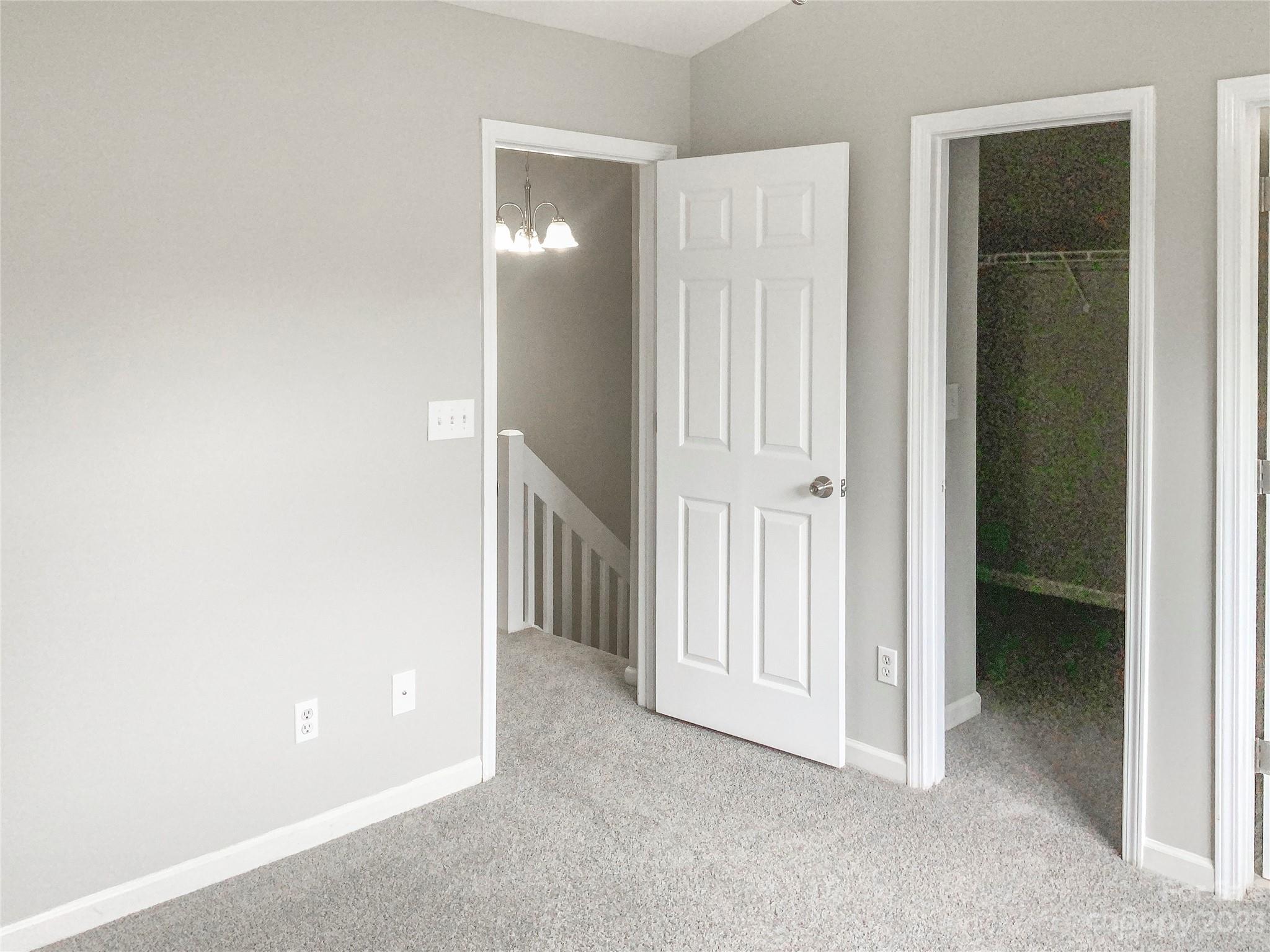 Huntington Ridge - Residential