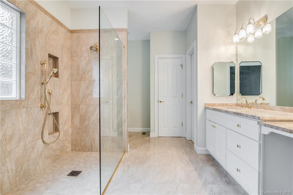 Hunter Oaks - Residential