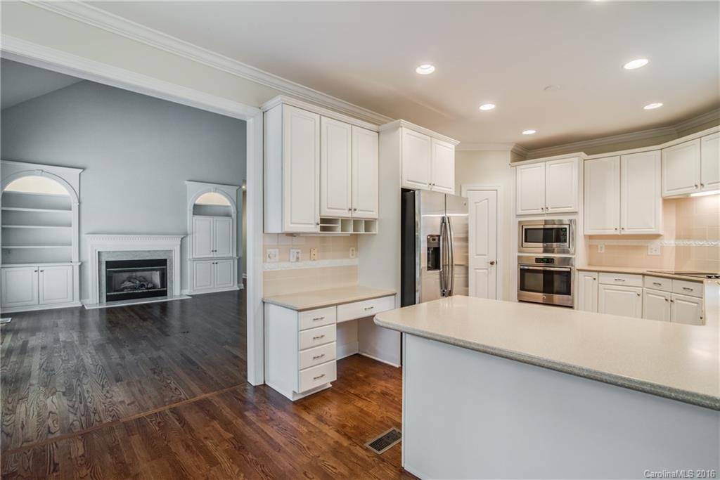 Hunter Oaks - Residential