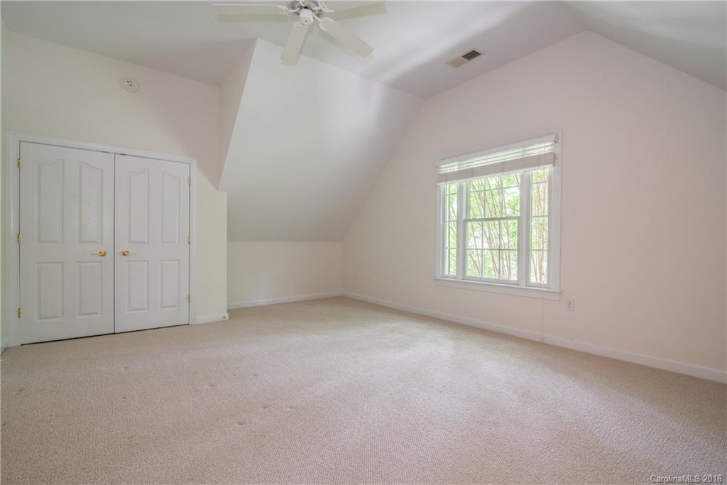 Hunter Oaks - Residential